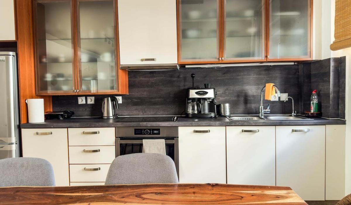 Σύγχρονο Vintage Στο Μαρούσι Apartment เอเธนส์ ภายนอก รูปภาพ